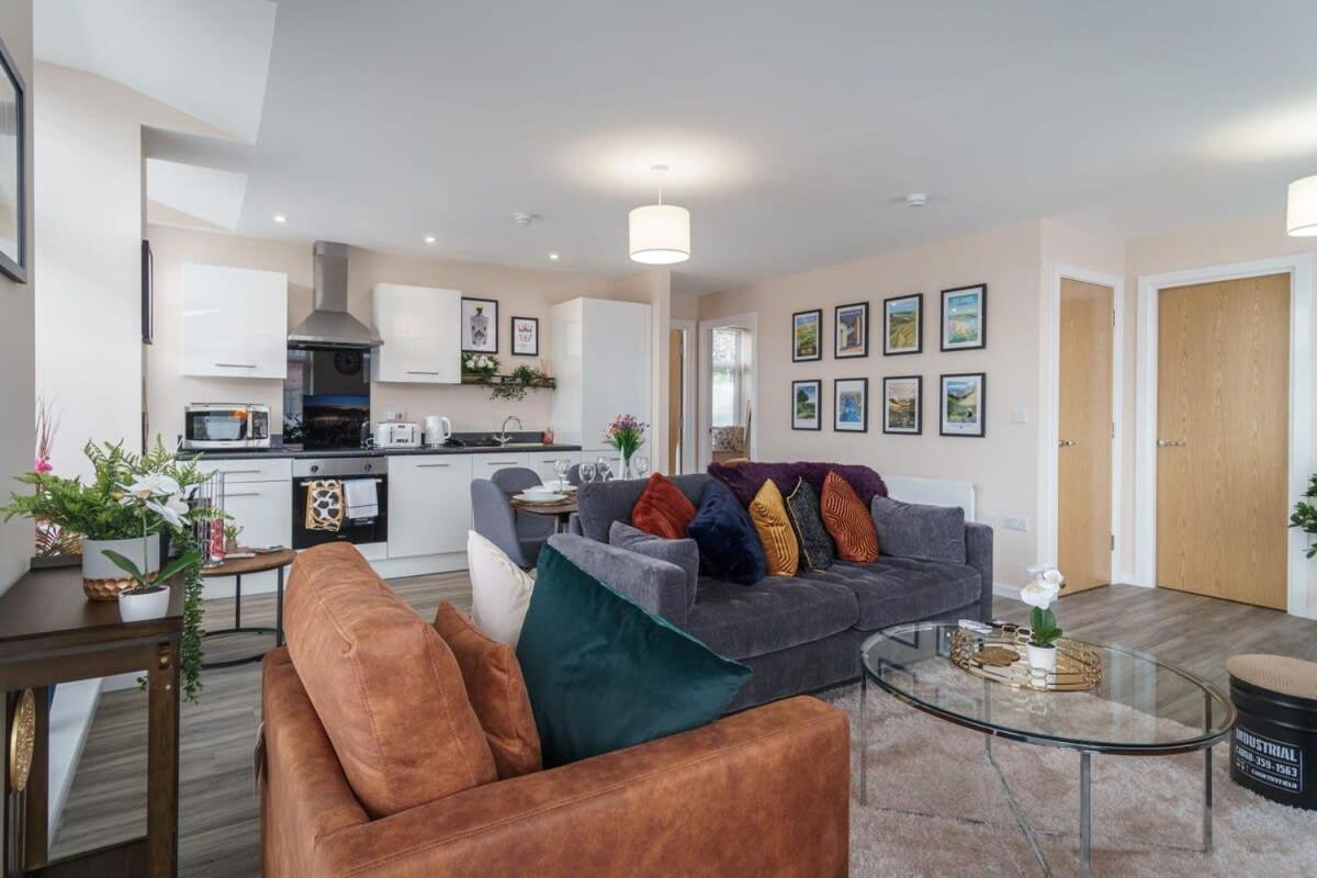 2 Bedroom Modern Apartment In Manchester Buitenkant foto