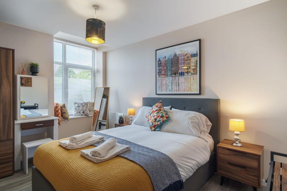 2 Bedroom Modern Apartment In Manchester Buitenkant foto